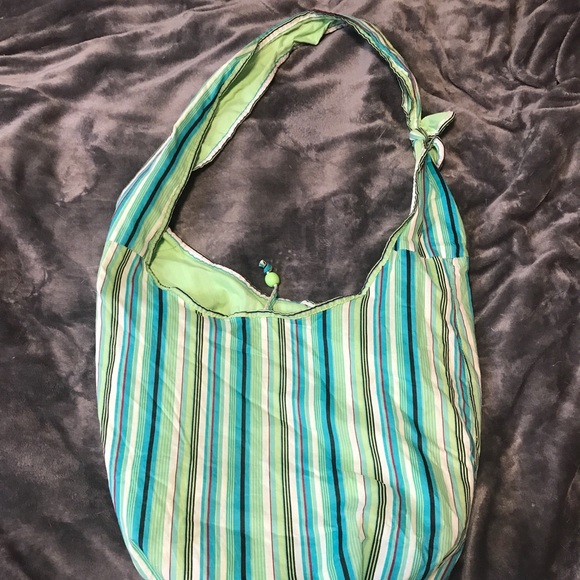 Old Navy Handbags - Old navy crossbody bag